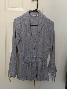 Paper Lace Textured Light Blue Button-Up Cardigan with Ruffle Hem Small